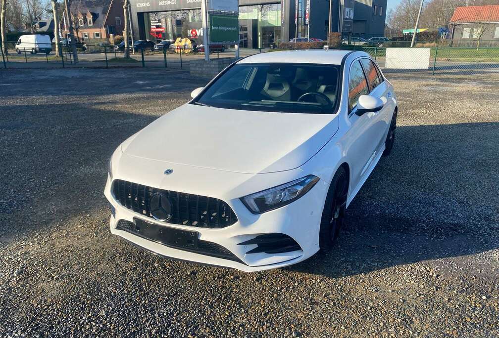 Mercedes-Benz A 180 d Business Solution AMG AUTOMAAT