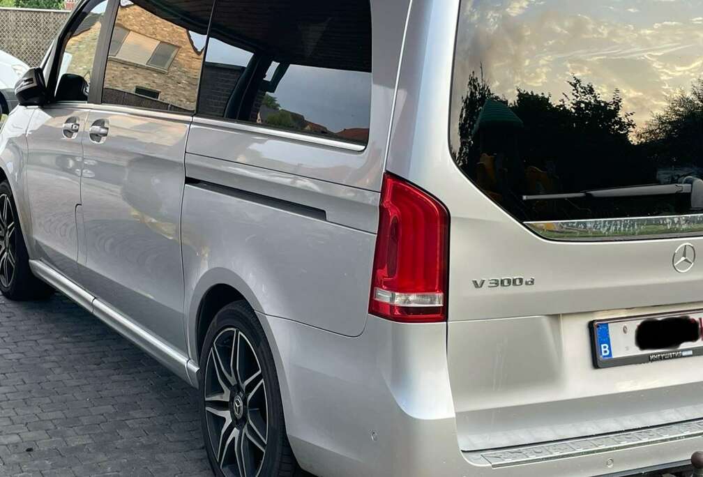 Mercedes-Benz d lang 4Matic 9G-TRONIC Edition 2020