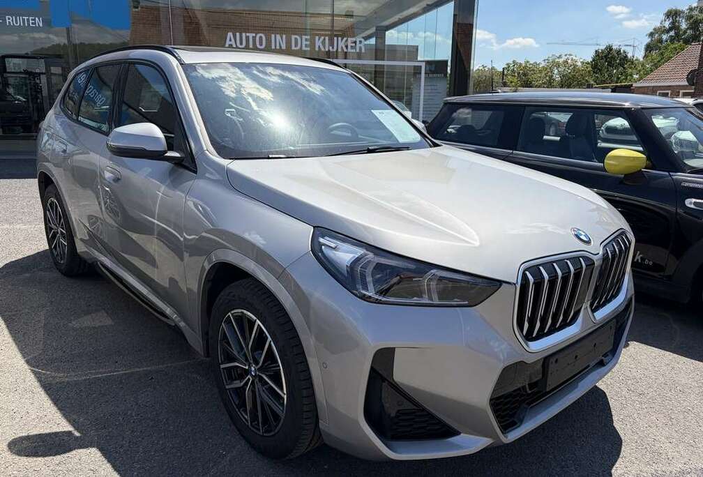 BMW sDrive18i MHEV M Sport | Panodak | Sfeer | Camera | Apple, Android, Spotify | Driving Assistent