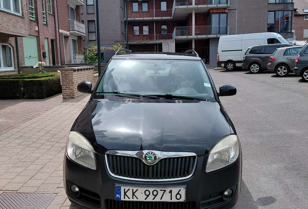 Skoda 1.6 16V Combi Tiptronic Scout