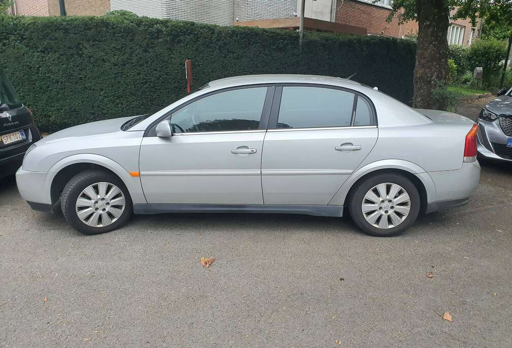 Opel 1.8i XE 16v Comfort