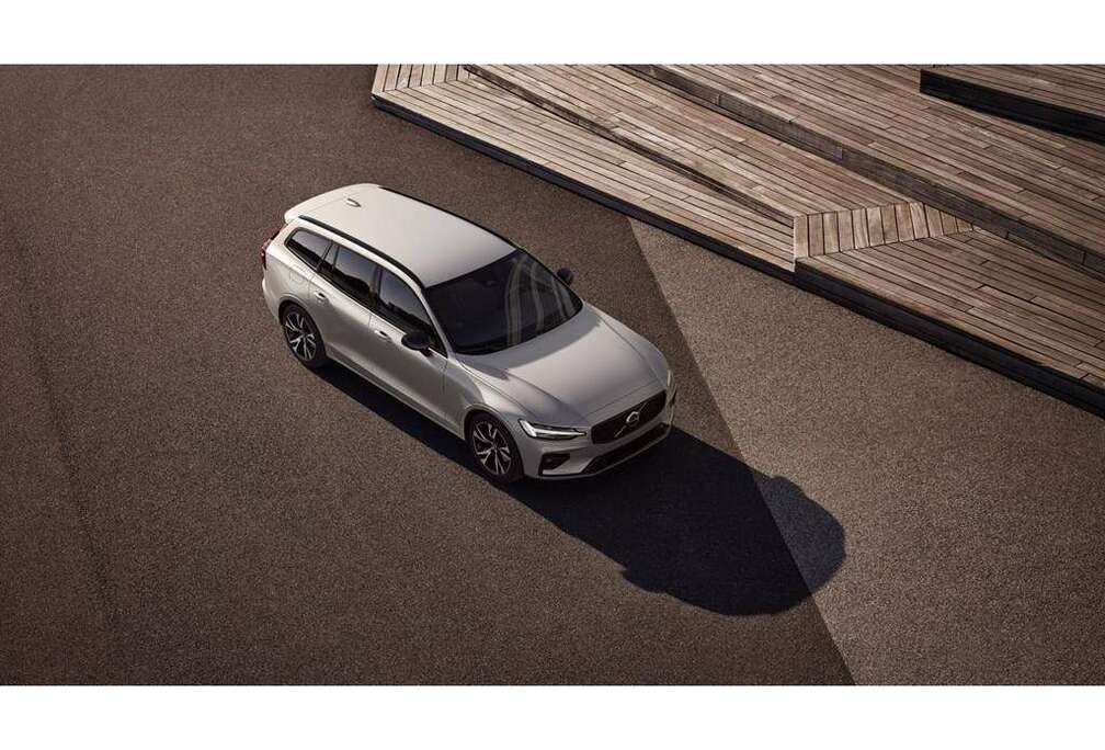 Volvo Plus B3 mild hybrid Benzine Dark