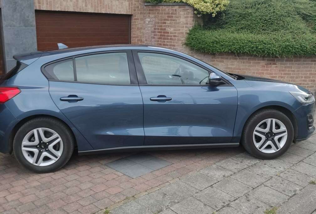Ford Focus 1.0 EcoBoost MHEV Connected
