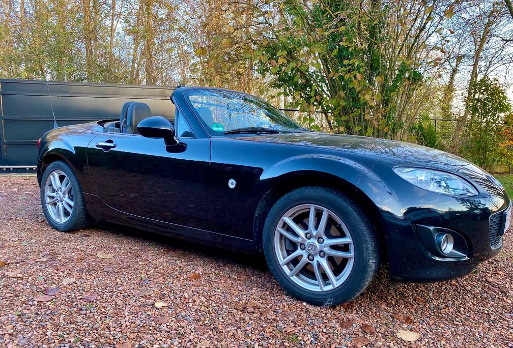 Mazda MX-5 1.8 Roadster Coupe