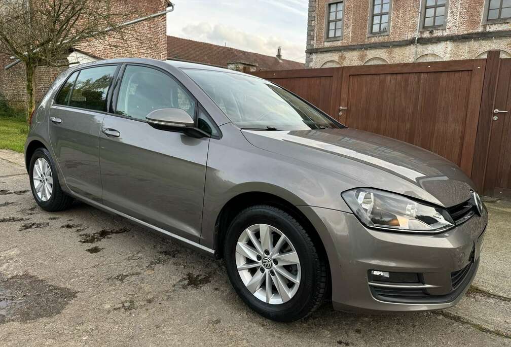 Volkswagen 1.6 CR TDi Highline DSG *prete a immatriculer*