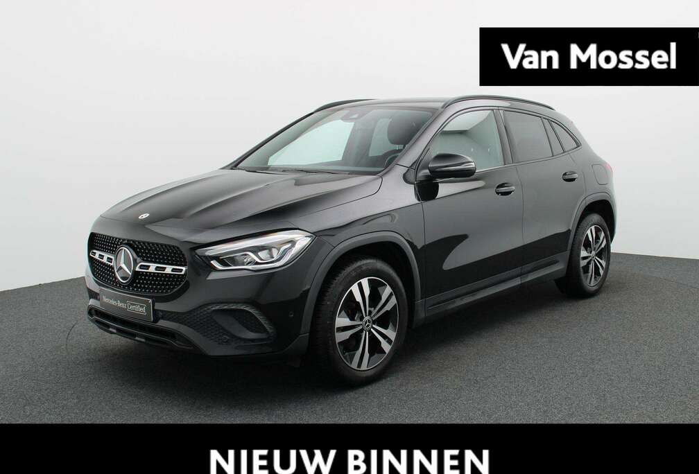 Mercedes-Benz Business Line + TREKHAAK + LED + CAMERA + 1 JAAR G