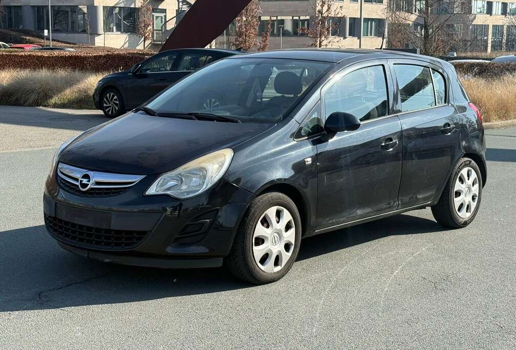 Opel Corsa 1.3 CDTi Cosmo DPF