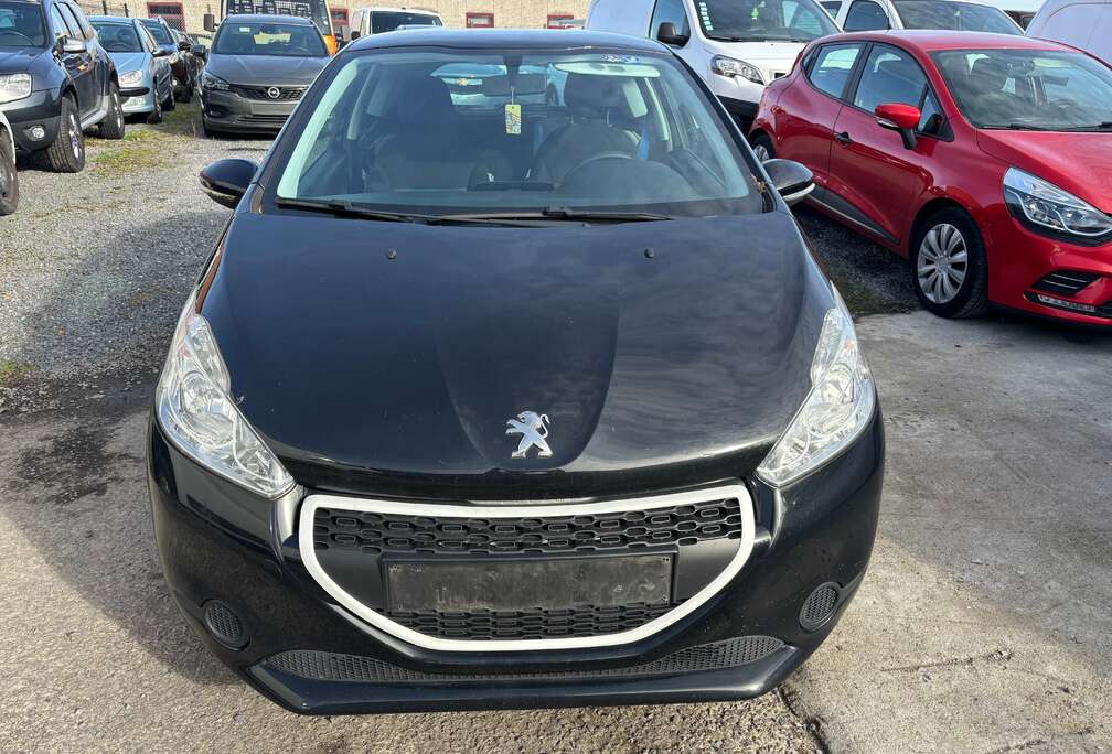 Peugeot 208 1.0i marchand export