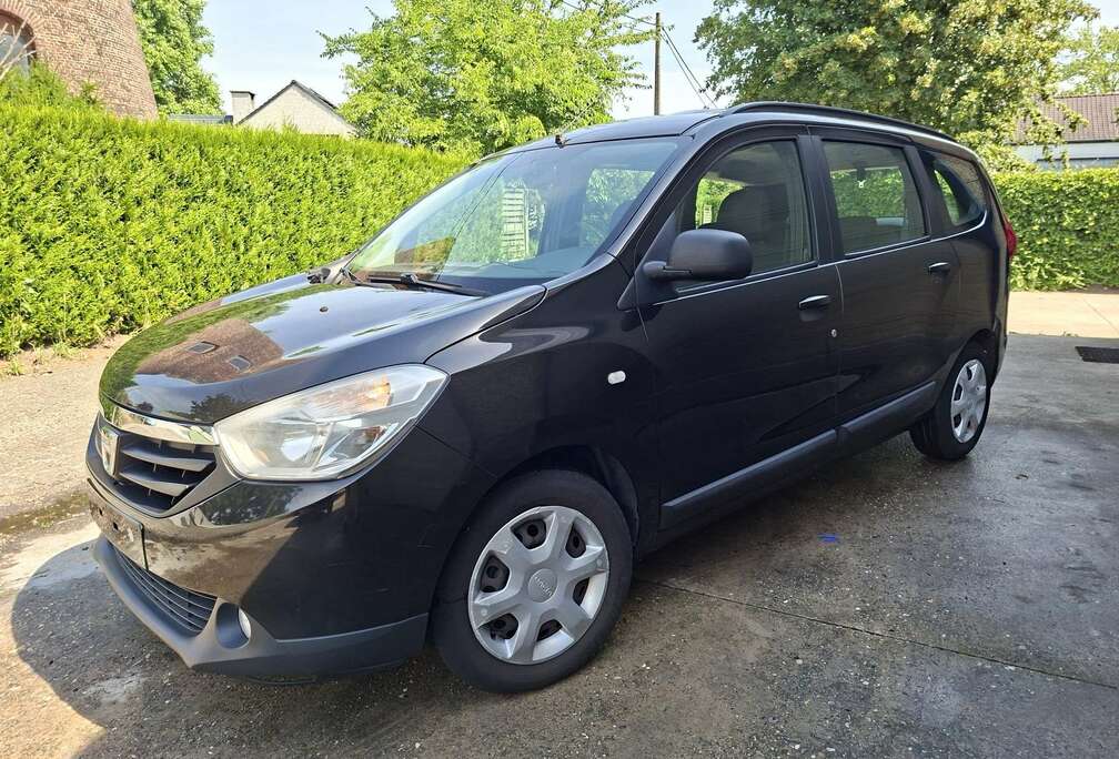 Dacia 1.6i benzine bj2013 .180000km