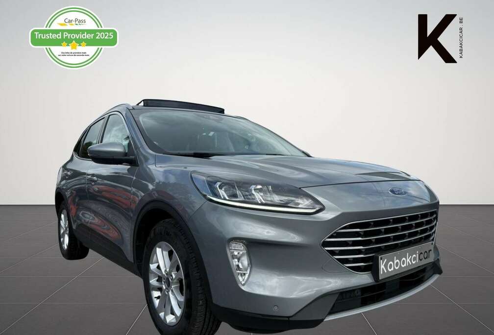 Ford Kuga 1.5 TDCi Titanium / Toit Ouvrant / Navi / Cam / Led / Garantie 12 Mois