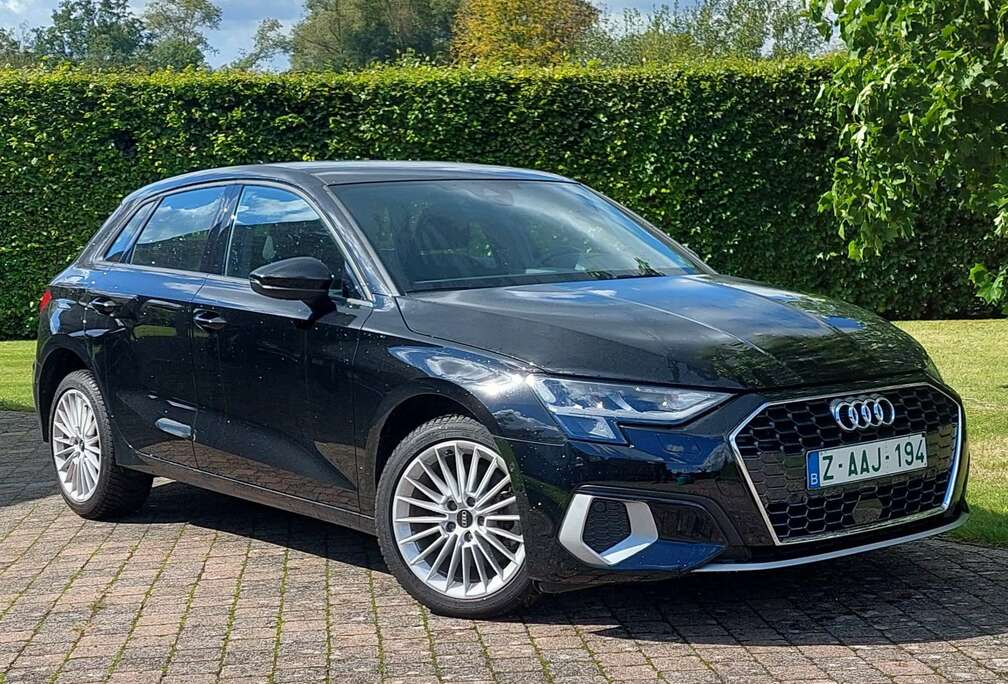 Audi Sportback 40 TFSI e PHEV S tronic - panodak - Navi