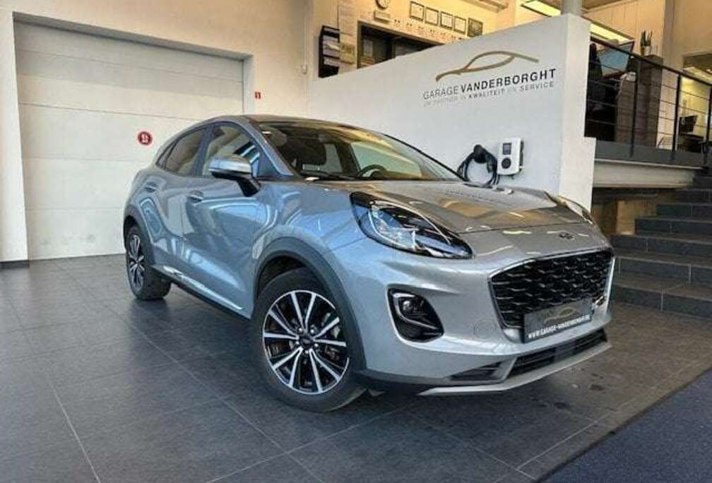 Ford TITANIUM HYBRID BENZINE AUTOMAAT