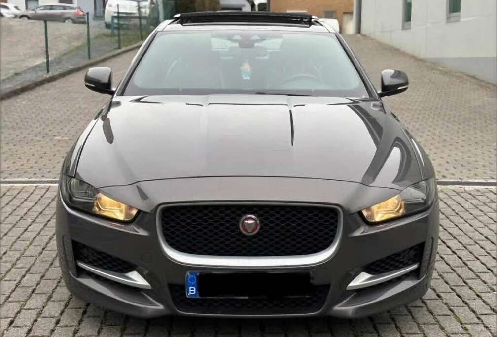 Jaguar XE 2.0 D E-Performance R-Sport