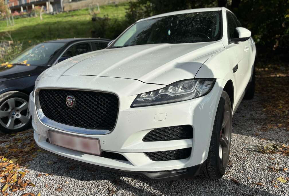 Jaguar F-Pace 2.0 D AWD Portfolio (EU6.2)