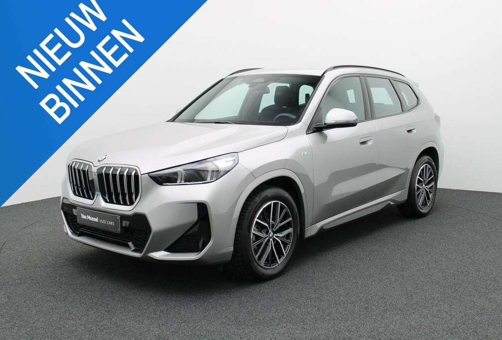 BMW sDrive18i M PACK LED  NAVI  CARPLAY