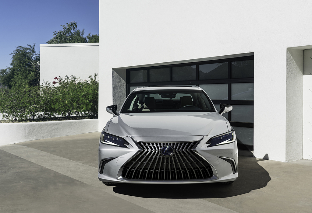 Fijnzinnige facelift voor Lexus ES