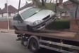 Il tente d’arracher sa voiture à la fourrière #1