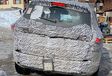 Een dikke Indiase SUV aan het testen in Italië #6