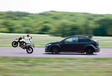 Ford Focus RS & KTM 990 SMR : Pak me dan, als je kan #4