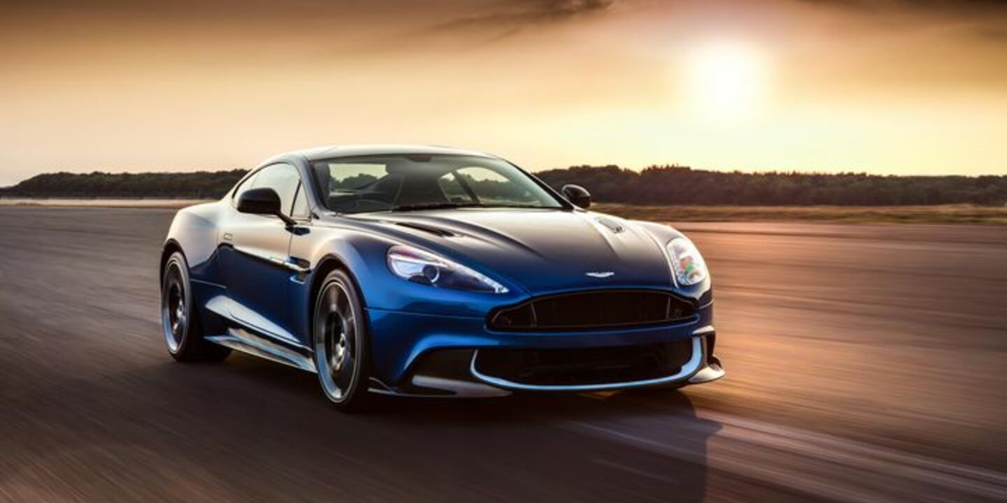 Aston Martin Vanquish S 27 chevaux en plus Moniteur Automobile