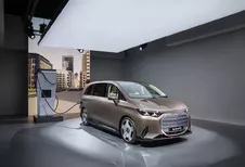 Mercedes-Benz VLE (2026)