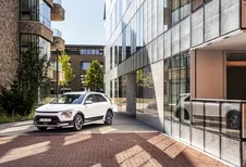 Kia Nero HEV (2022) - in detail