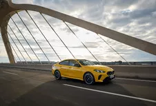 Review BMW 2 Gran Coupé (2025) - hoe snel is de M235 in Speed Yellow?