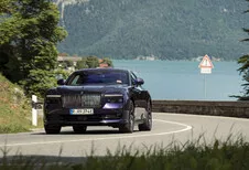 Rolls-Royce Black Badge Spectre (2025) : casual chic