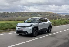 Toyota Urban Cruiser FWD 61 kWh (2025) - Clone mais pas clown