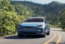 Review Tesla Model X (facelift 2026) - vliegt de Plaid nog als vanouds?