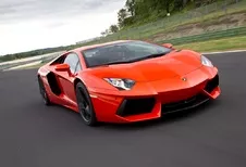 Lamborghini Aventador LP700-4