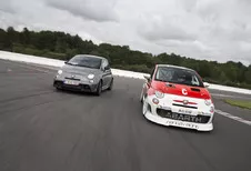 Abarth 695 Biposto contre Abarth 500 Assetto Corse : Contrebraquage à l’italienne