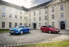 Ford Focus Clipper vs Peugeot 308 SW