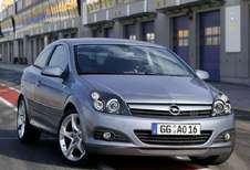 Opel Astra GTC 1.9 CDTI 120 Cosmo (2005)