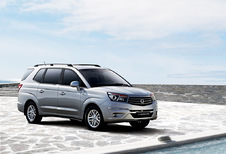 Ssangyong Rodius SV200 D 2WD Quartz (2013)
