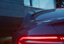 Video: Audi A8 kan zelfstandig parallel parkeren