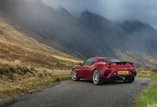 Lotus Evora GT410 leert manieren