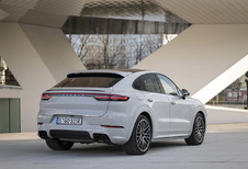Porsche augmente la capacité des batteries du Cayenne Hybride