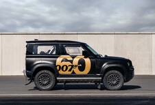Land Rover fête les 60 ans de James Bond avec un Defender spécial rallye