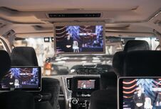 Verenigd Koninkrijk staat tv-kijken tijdens het rijden toe