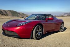 Tesla Roadster : la cote du 1er modèle monte en flèche