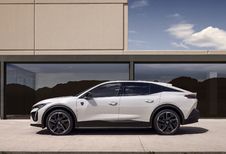 La Peugeot E-408 électrique promet une autonomie de plus de 450 kilomètres