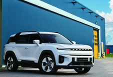Le KGM Torres EVX est aussi proposé dans une version utilitaire électrique
