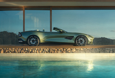 L'Aston Martin Vanquish Volante défie la Ferrari 12 Cilindri Spider