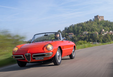 Alfa Romeo viert 60 jaar Spider 