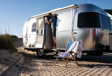 Airstream viert 20 jaar Europa met speciale caravan