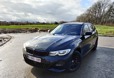 BMW 330e xDrive Touring : break, hybride et 4X4