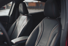 Vergelijkende test AUDI E-TRON SPORTBACK 50 QUATTRO // FORD MUSTANG MACH-E AWD EXTENDED RANGE // JAGUAR I-PACE EV400 (2021)