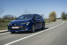 Toyota Corolla Touring Sports 2.0 Hybrid (2023) - in detail