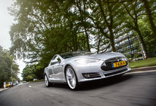 TESLA MODEL S PERFORMANCE : ICar?